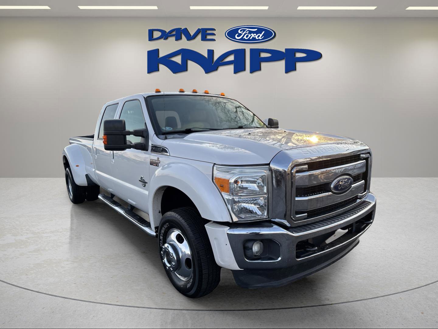 Used 2011 Ford F450 Lariat w/ Lariat Ultimate Pkg AWD/4WD image 2
