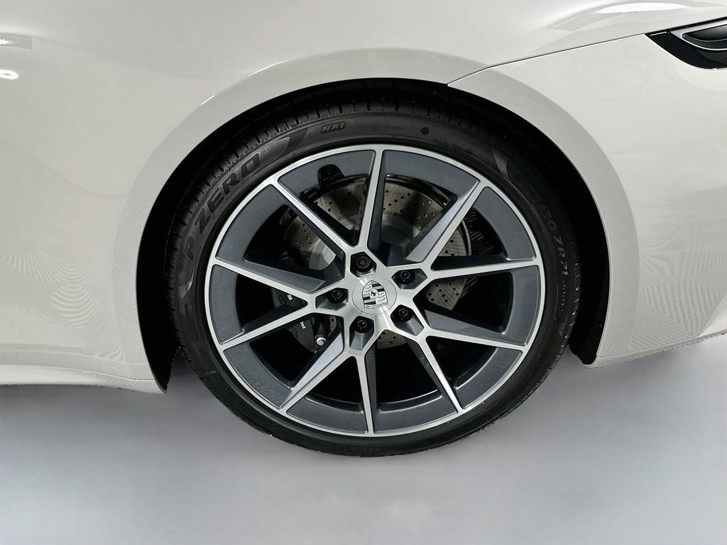 New 2026 Porsche 911 Carrera T RWD image 30