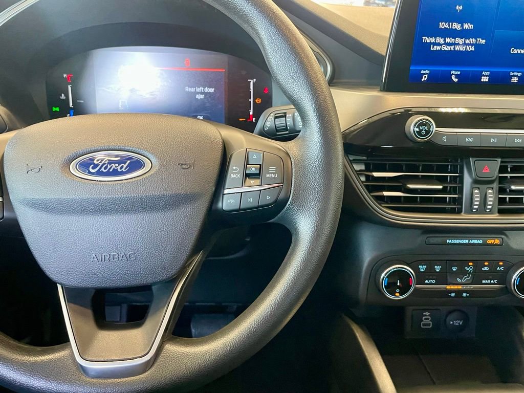 Used 2025 Ford Escape Active image 16