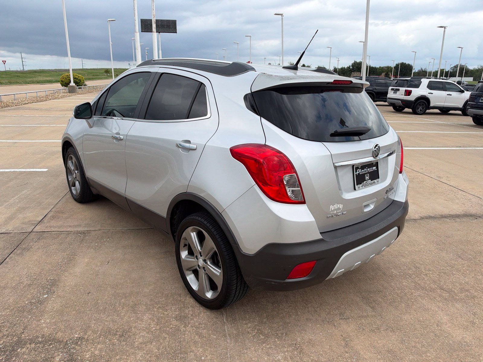 Used 2014 Buick Encore FWD image 3