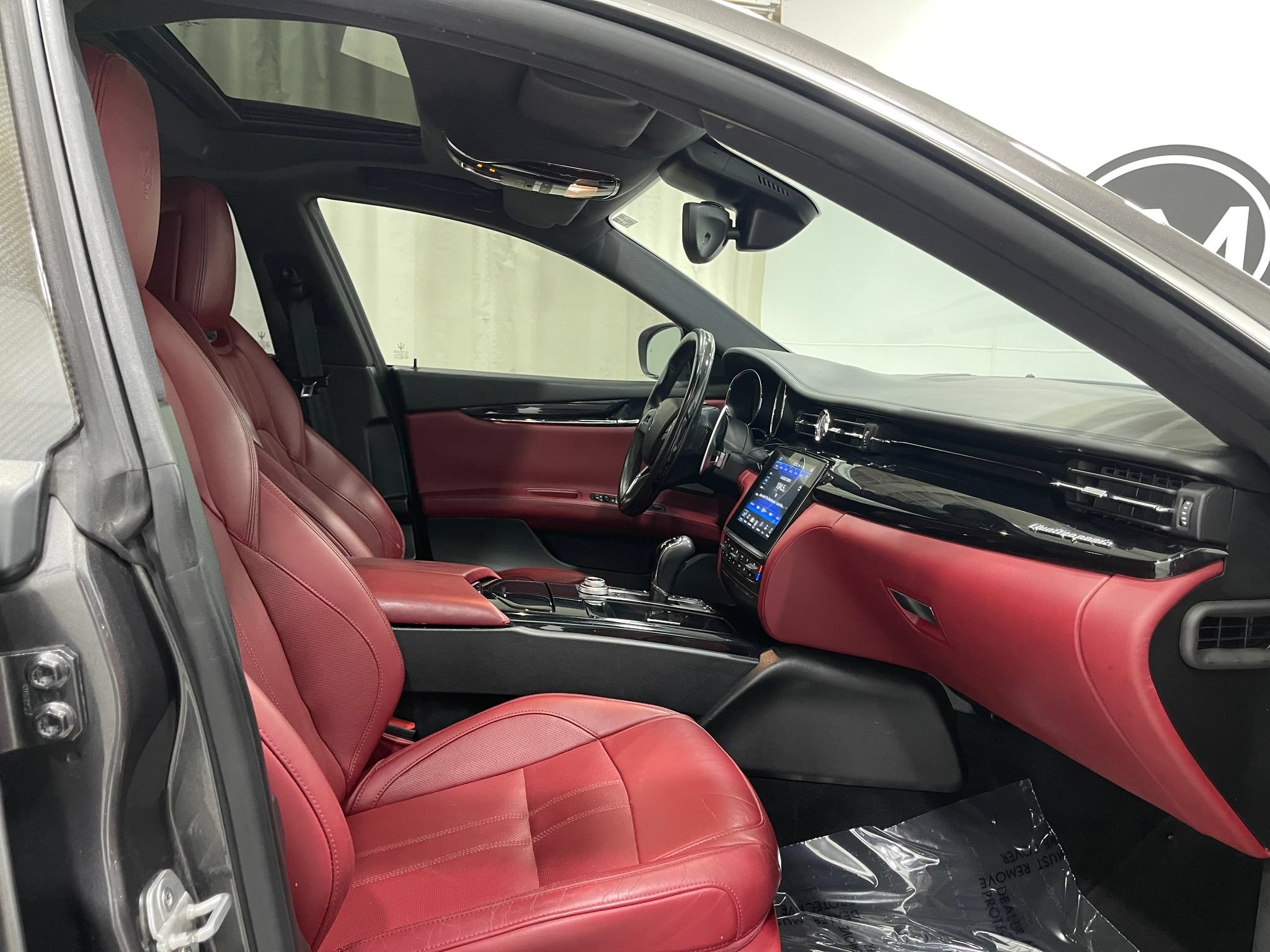Used 2018 Maserati Quattroporte S GranSport Q4 AWD/4WD image 31