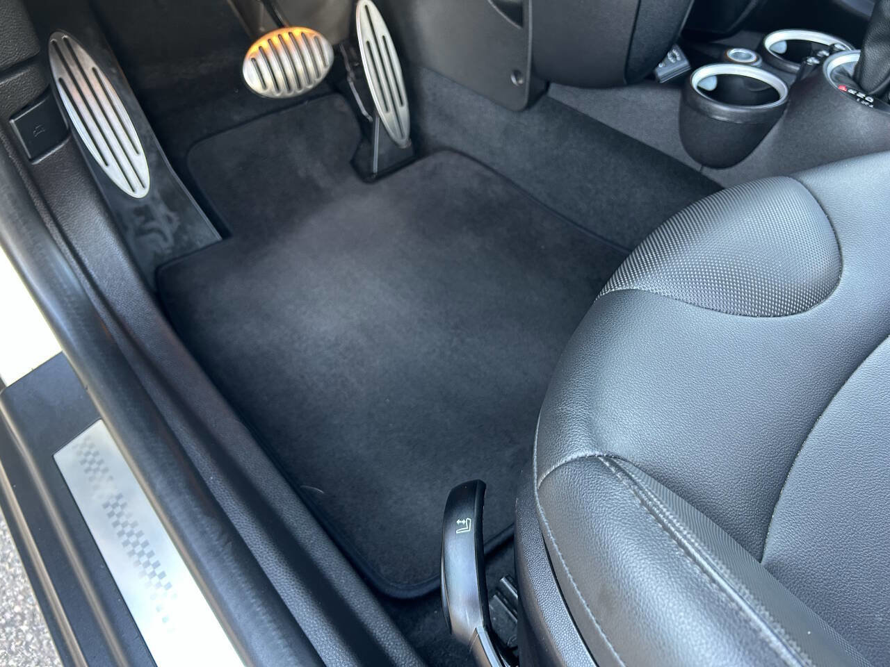 Used 2013 MINI Cooper S image 18