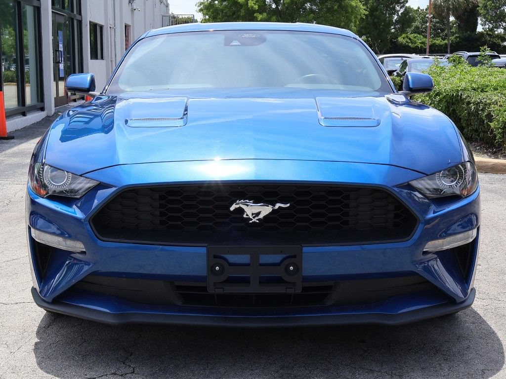Used 2022 Ford Mustang Coupe RWD image 9