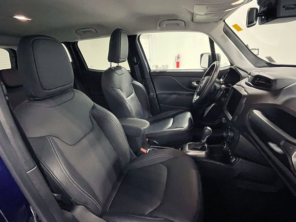 Used 2021 Jeep Renegade Limited image 27