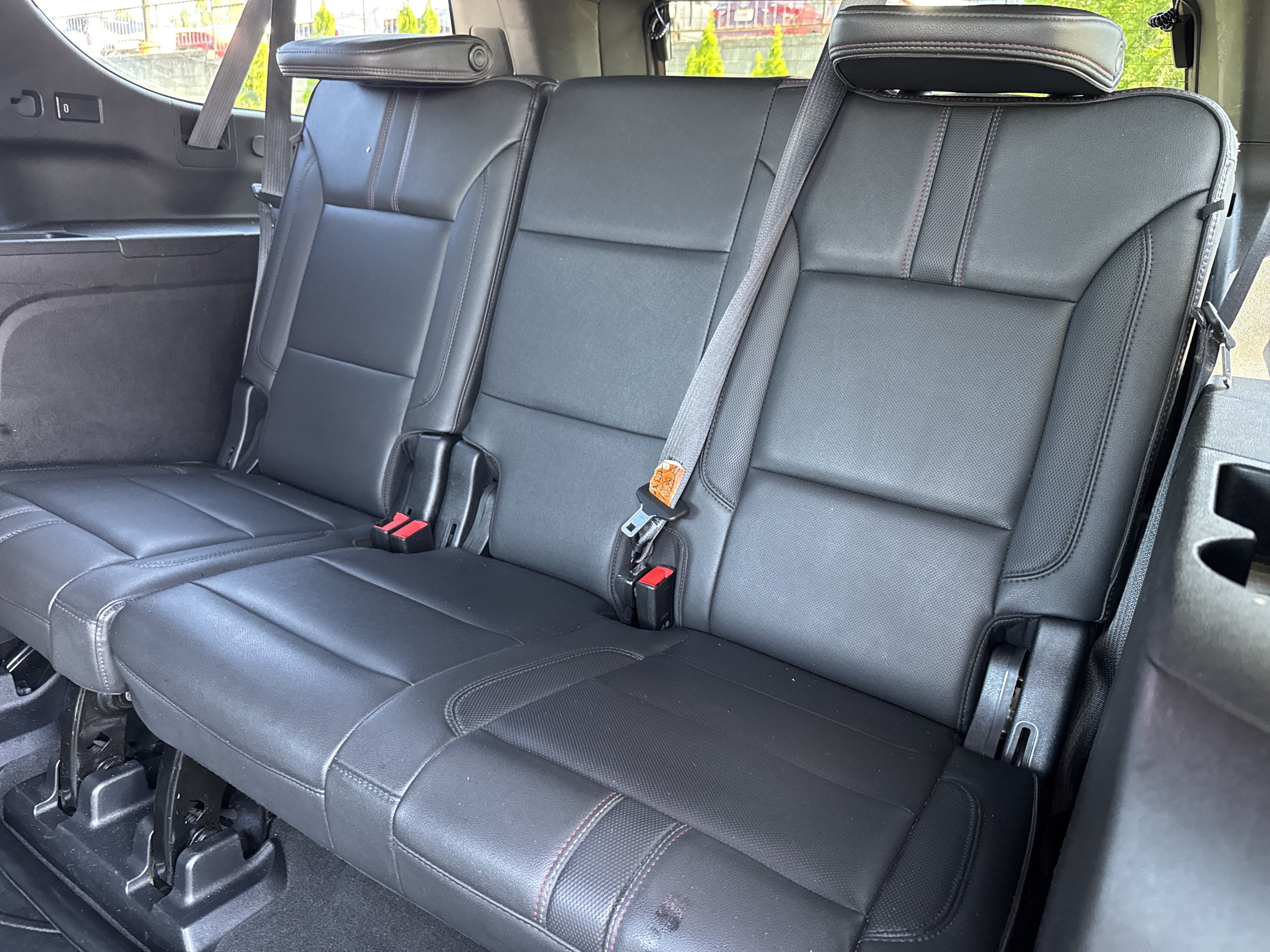 Used 2021 Chevrolet Suburban RST w/ Luxury Package AWD/4WD image 25