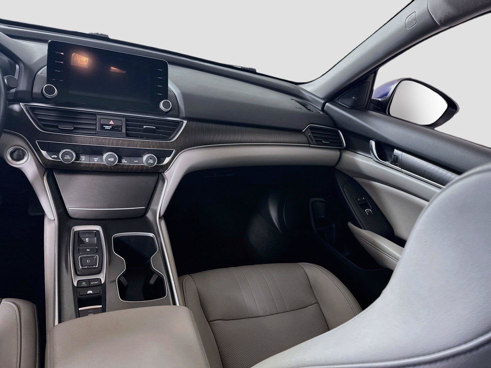 Used 2019 Honda Accord EX-L image 16