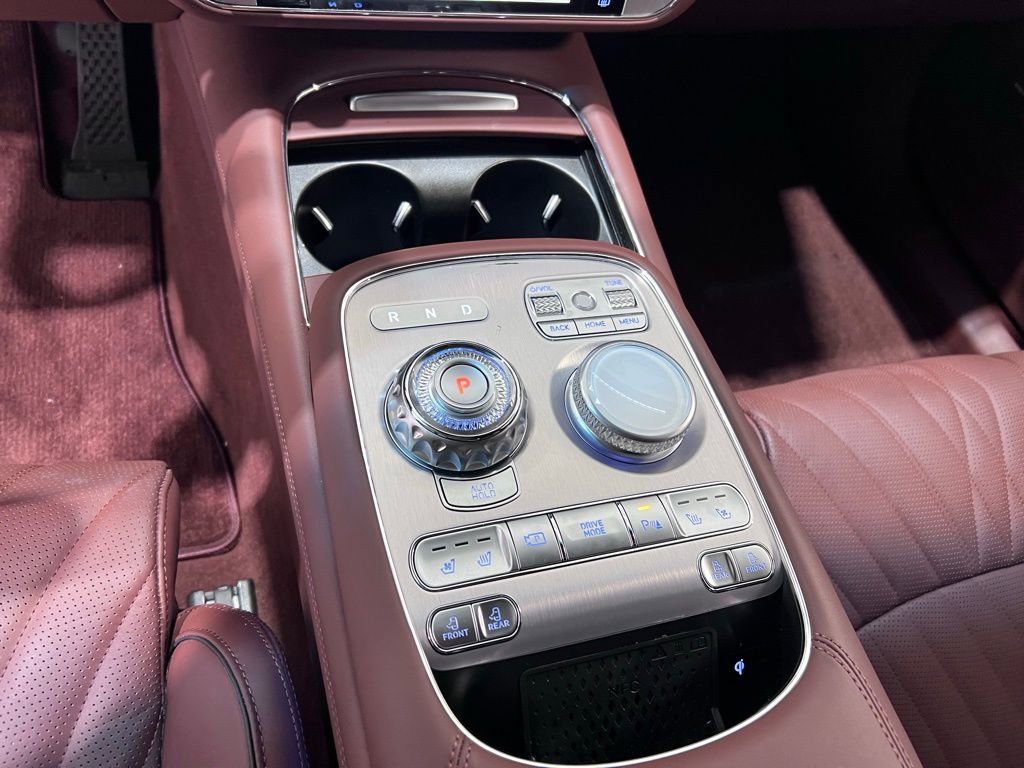 Used 2025 Genesis G90 3.5T image 12