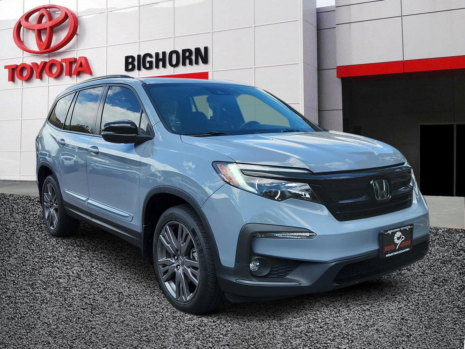 Used 2022 Honda Pilot Sport image 1