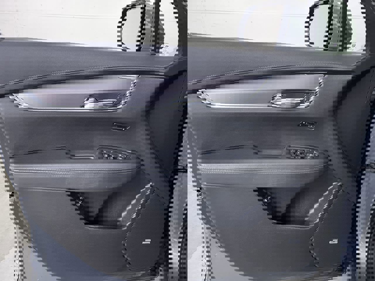 Used 2021 Cadillac XT6 Luxury AWD/4WD image 10