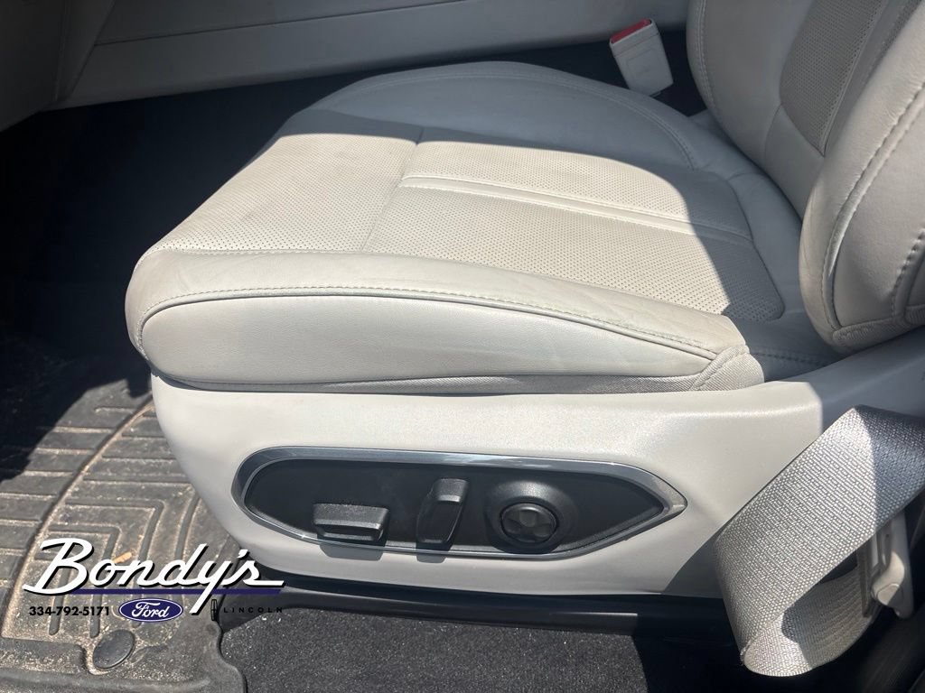 Used 2022 Jeep Wagoneer Series II w/ Premium Group I RWD image 6