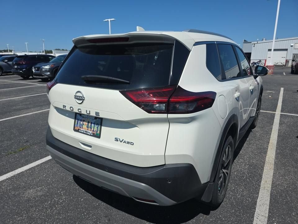 Certified 2023 Nissan Rogue SV w/ SV Premium B Package AWD/4WD image 7