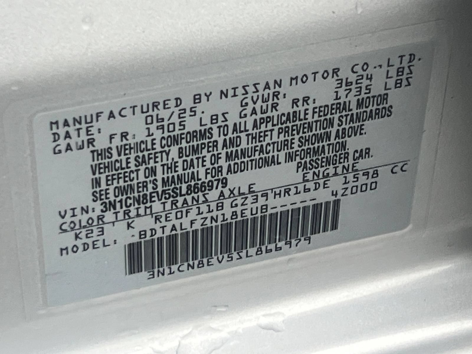 Used 2025 Nissan Versa SV FWD image 23