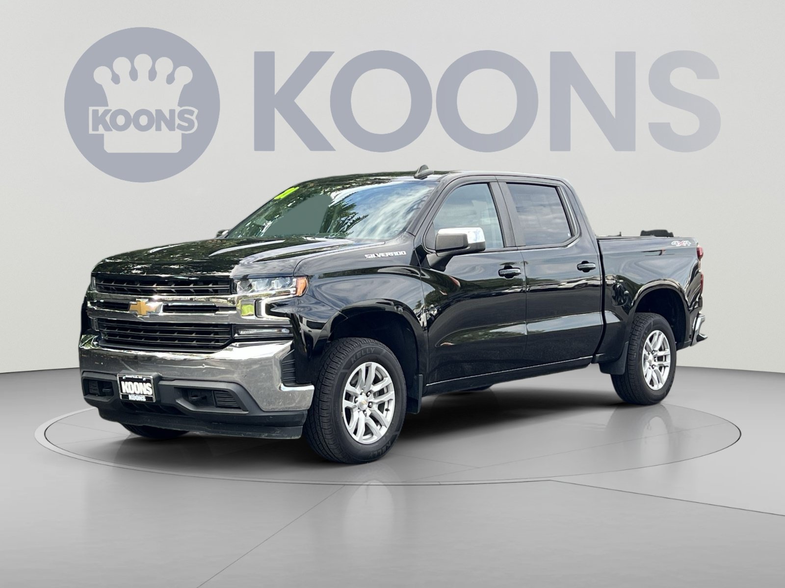 Used 2021 Chevrolet Silverado 1500 LT w/ Convenience Package II AWD/4WD image 1