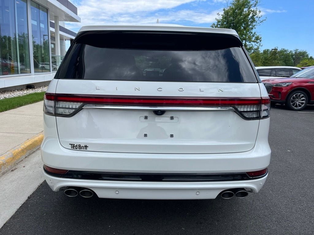 Used 2023 Lincoln Aviator Grand Touring w/ Equipment Group 301A AWD/4WD image 8