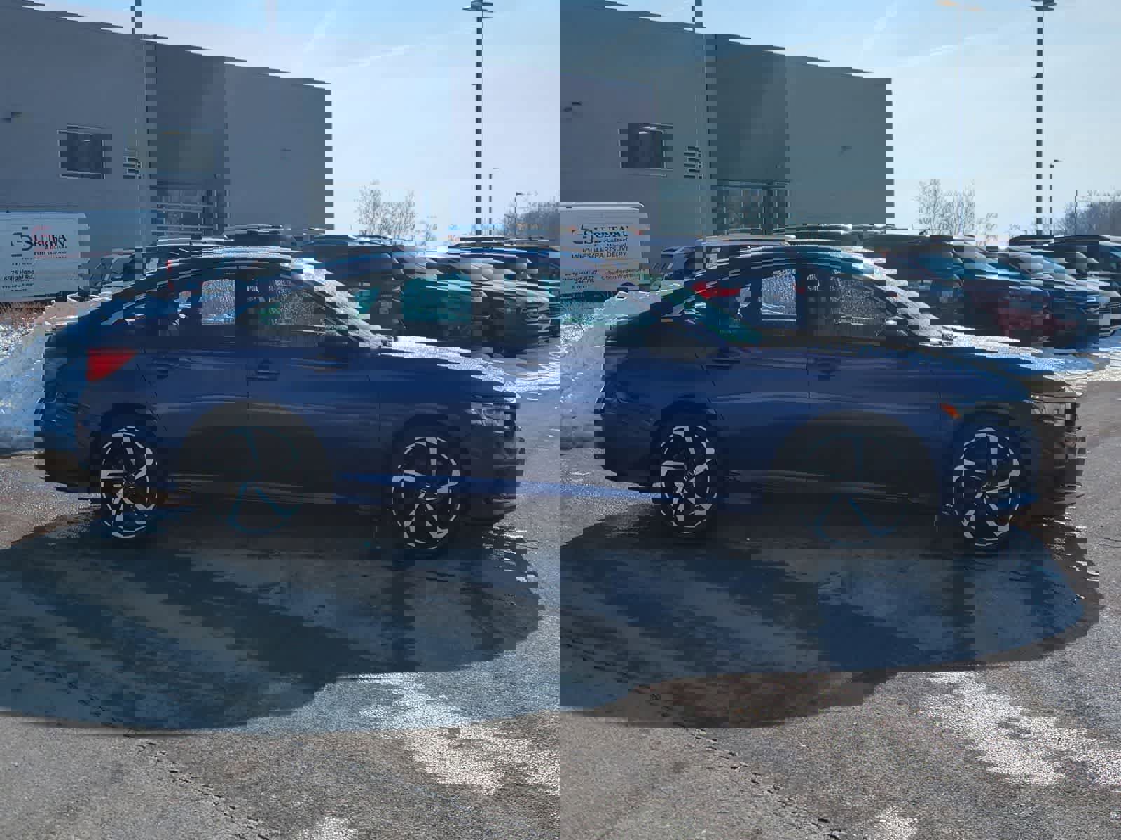 Used 2022 Honda Accord Sport image 9