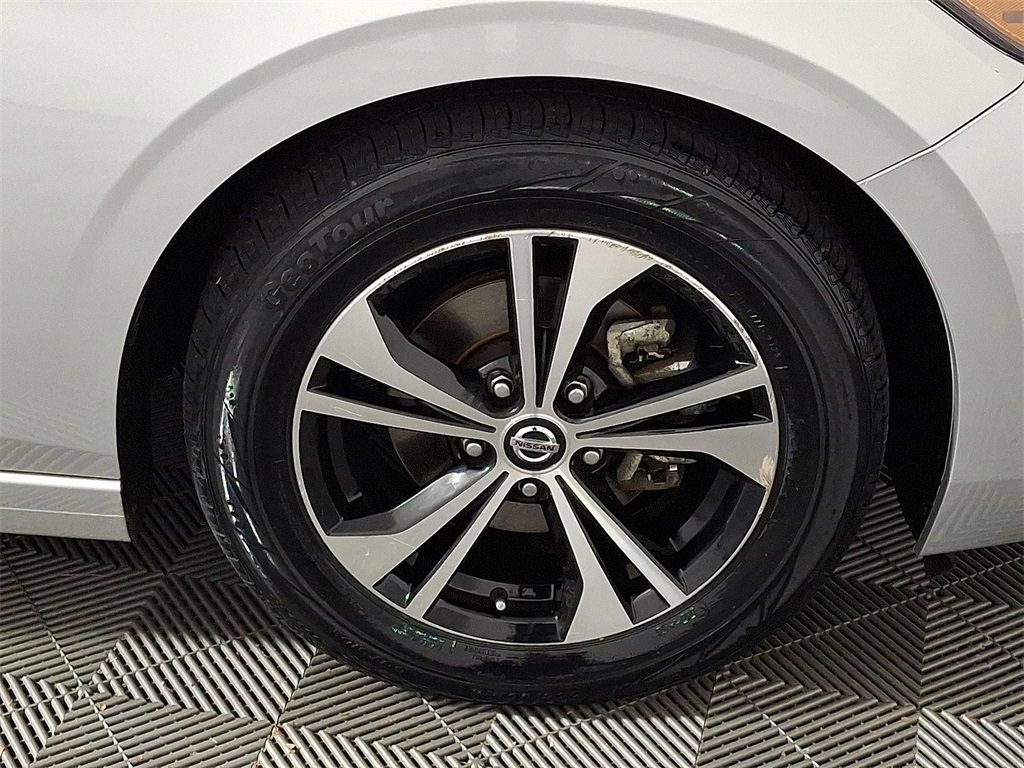 Used 2023 Nissan Sentra SV image 10