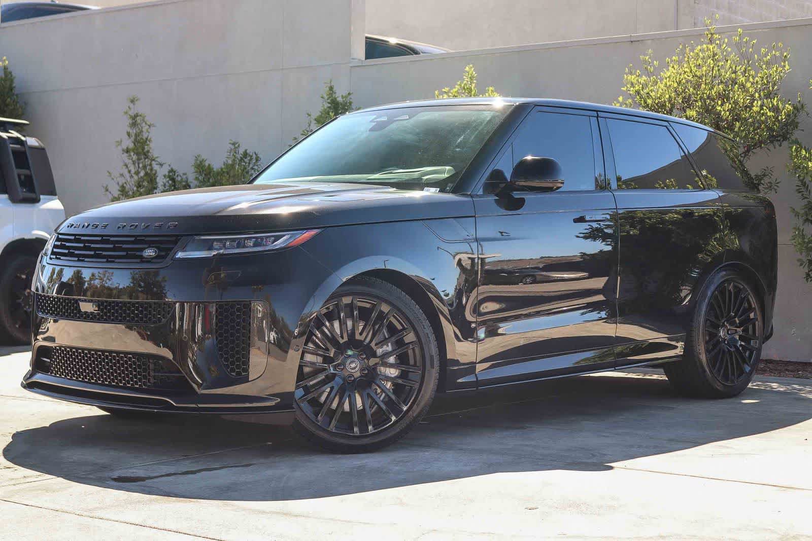 Used 2024 Land Rover Range Rover Sport