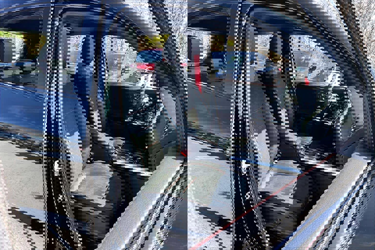 Used 2025 Mercedes-Benz GLA 35 AMG 4MATIC image 9