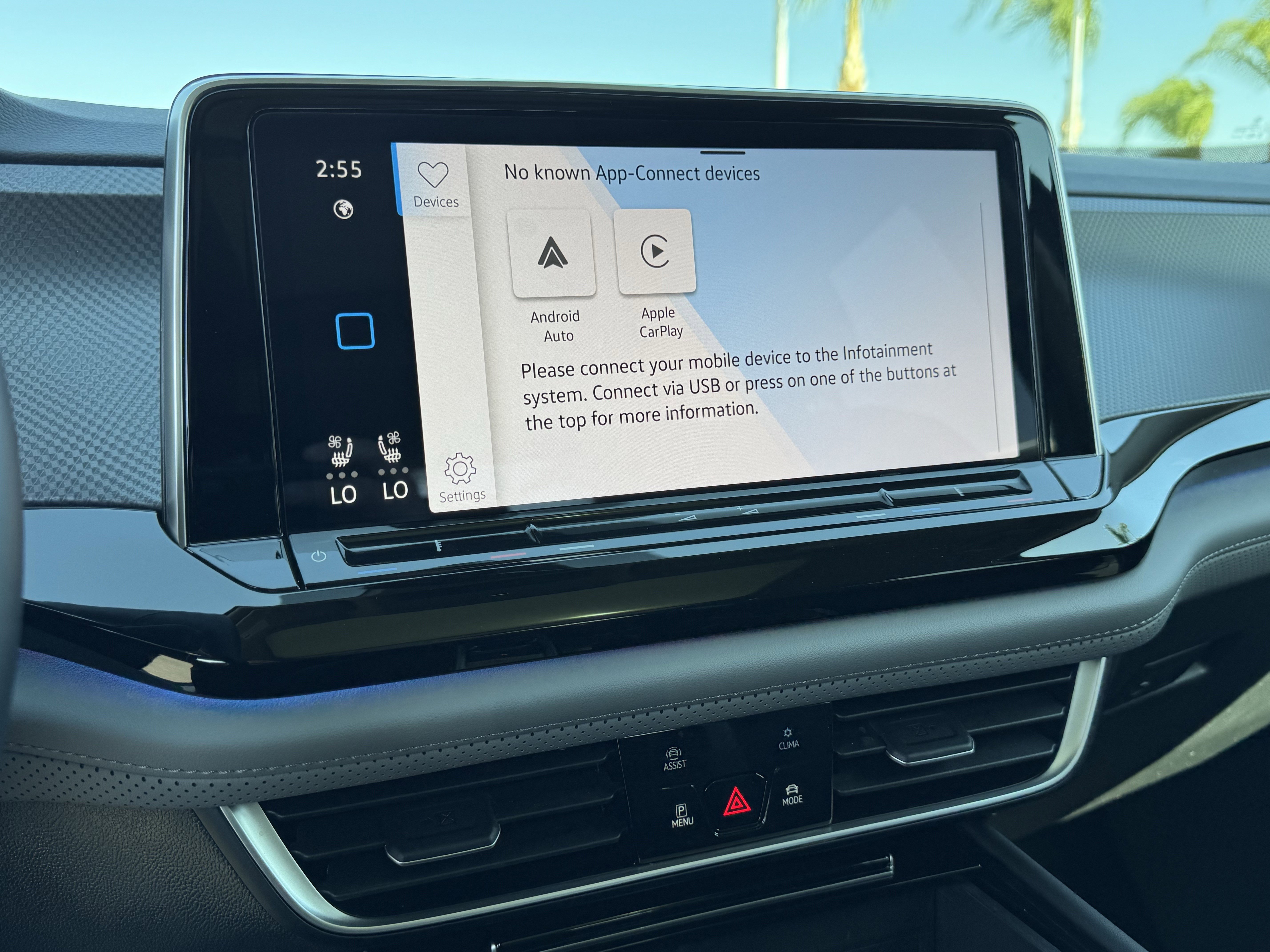 Used 2026 Volkswagen Atlas Peak Edition image 26