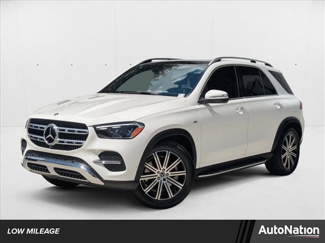 Used 2025 Mercedes-Benz GLE 450e 4MATIC image 1