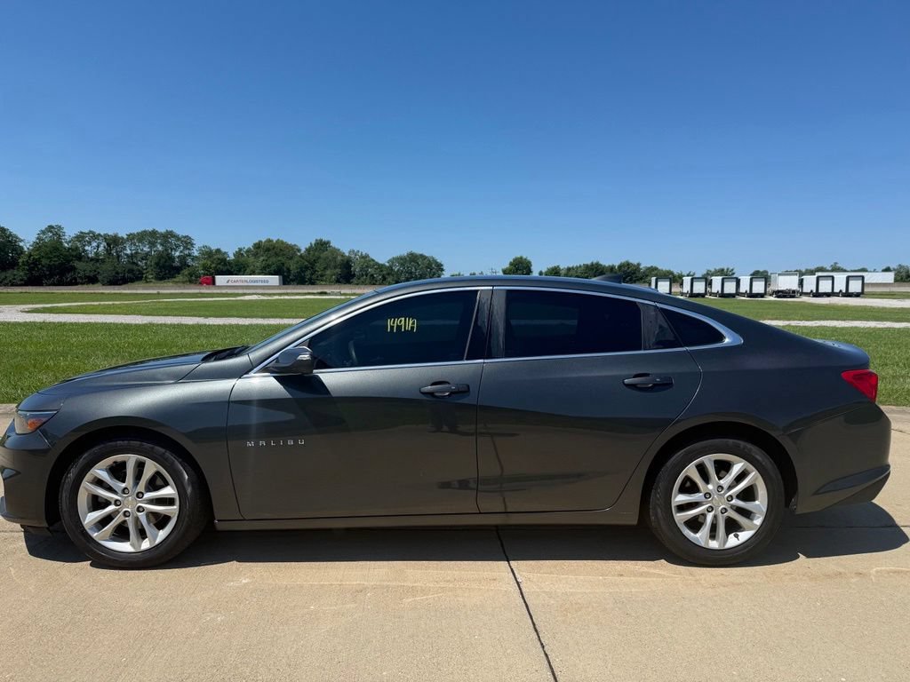 Used 2018 Chevrolet Malibu LT FWD image 9