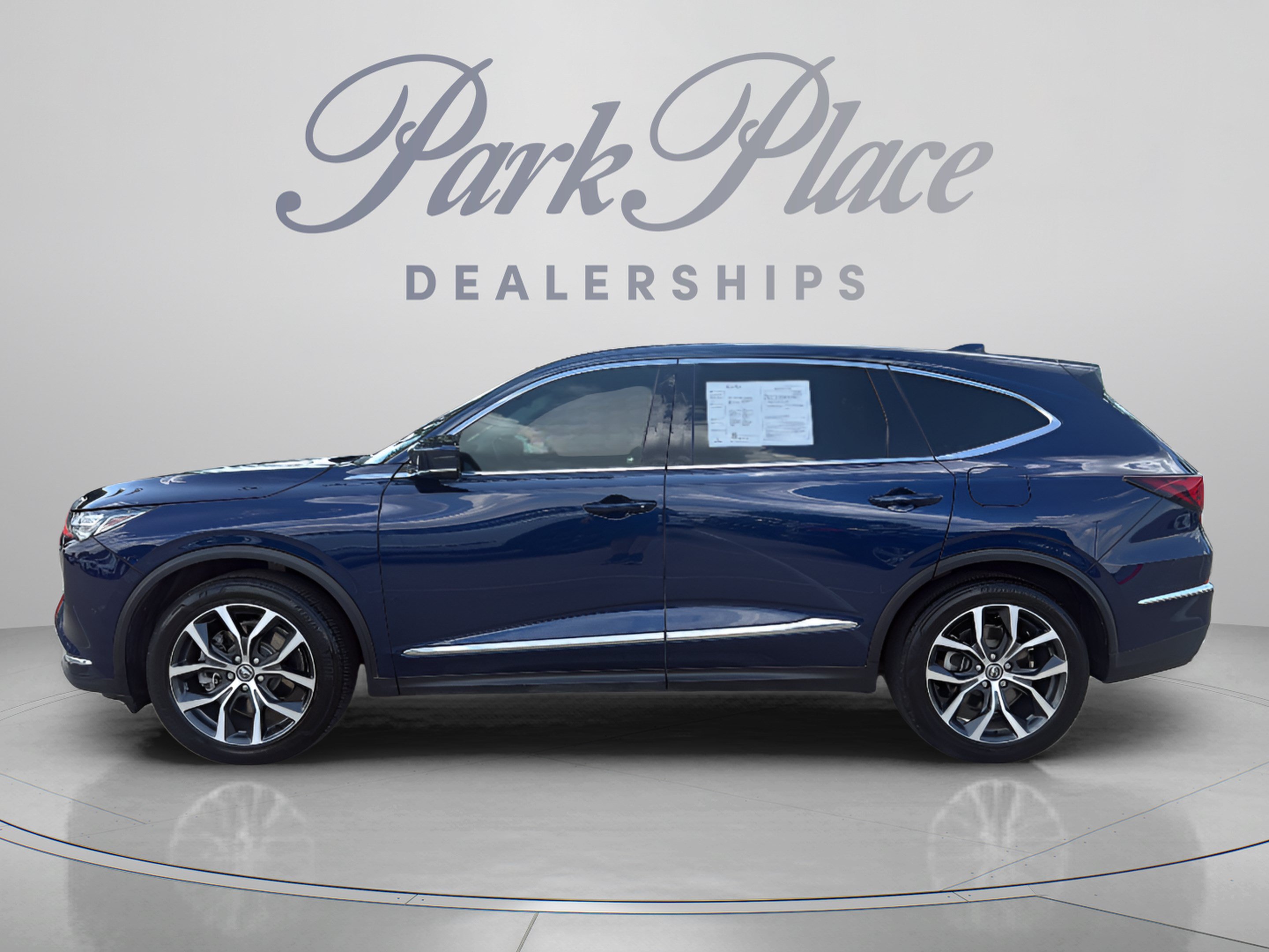 Used 2023 Acura MDX FWD w/ Technology Package image 2