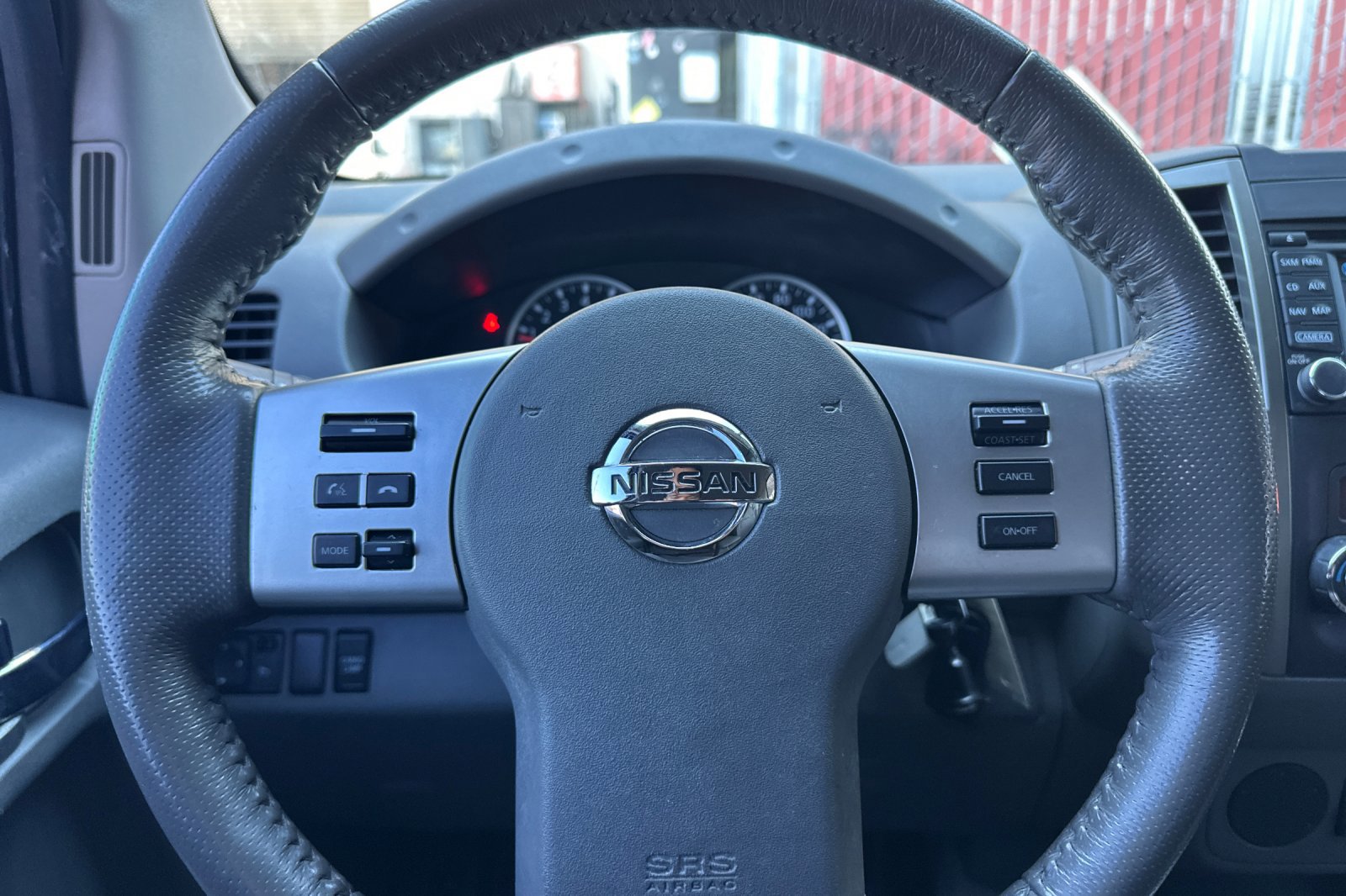 Used 2016 Nissan Frontier SL image 22