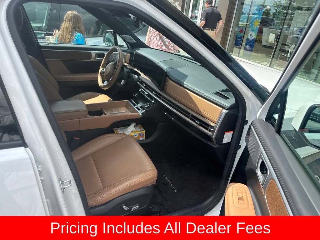 Used 2024 Hyundai Santa Fe Limited AWD/4WD image 4