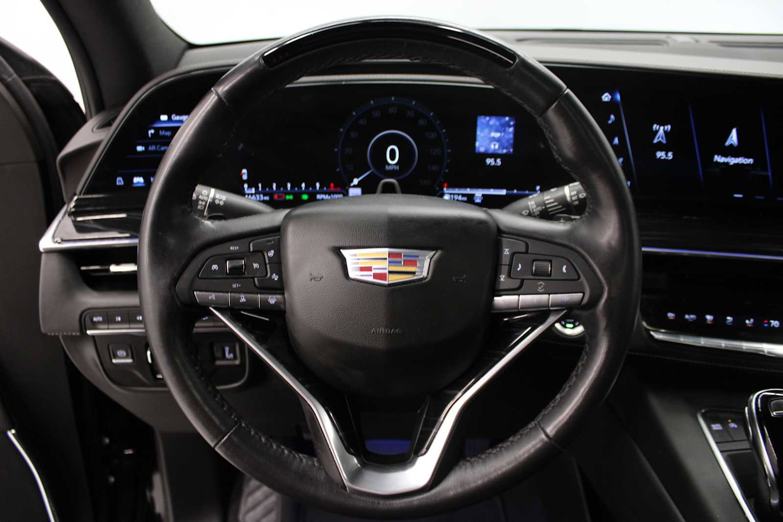 Certified 2024 Cadillac Escalade Sport w/ LPO, ONYX Package image 29