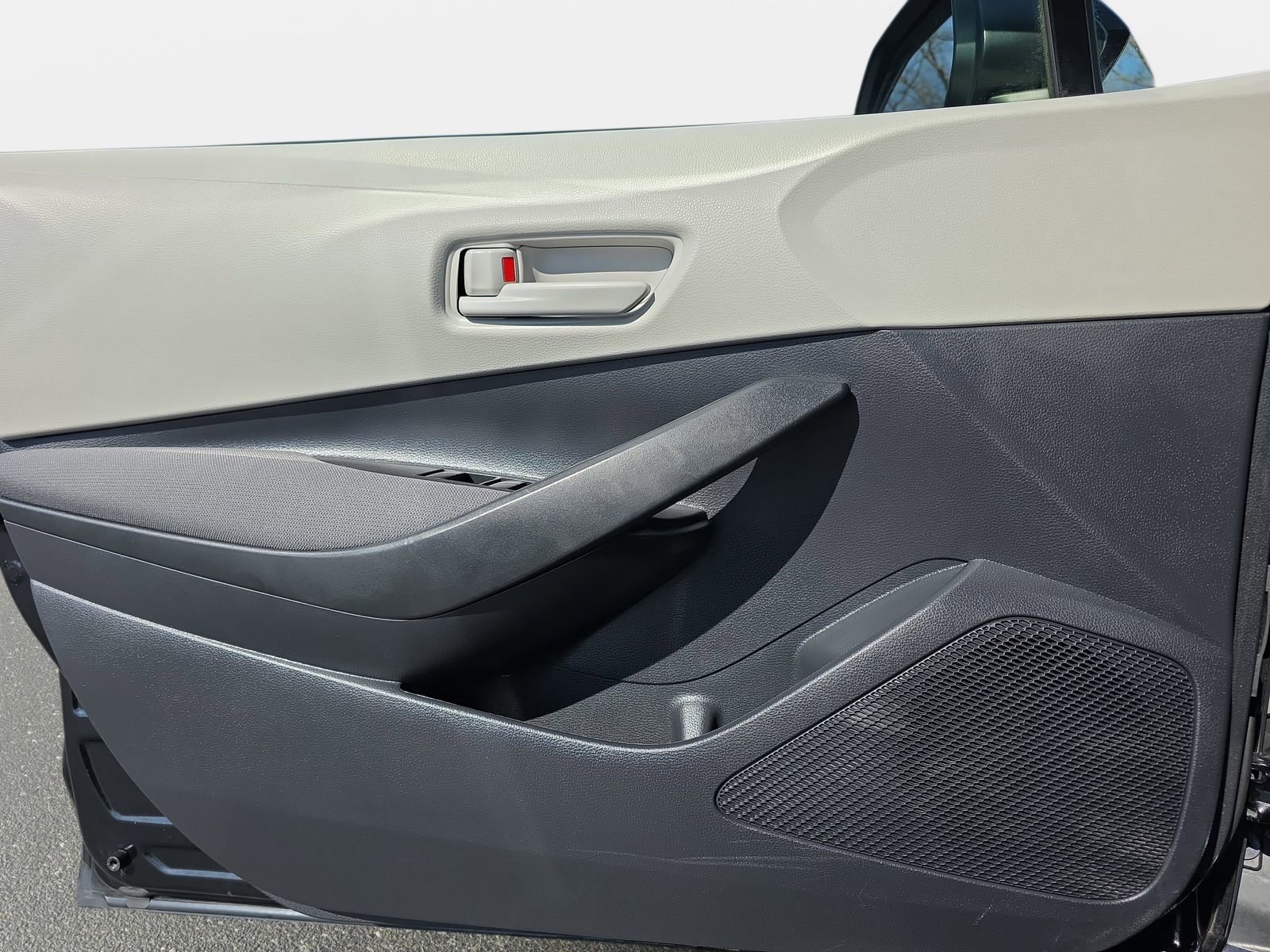 Used 2024 Toyota Corolla LE image 26