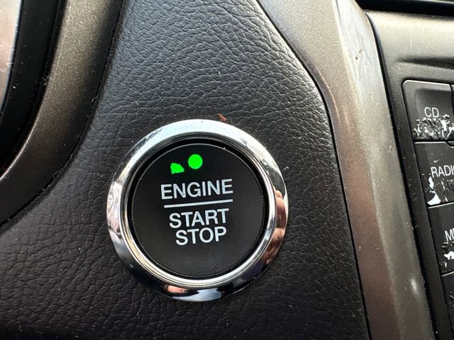 Used 2018 Ford Fusion SE image 32