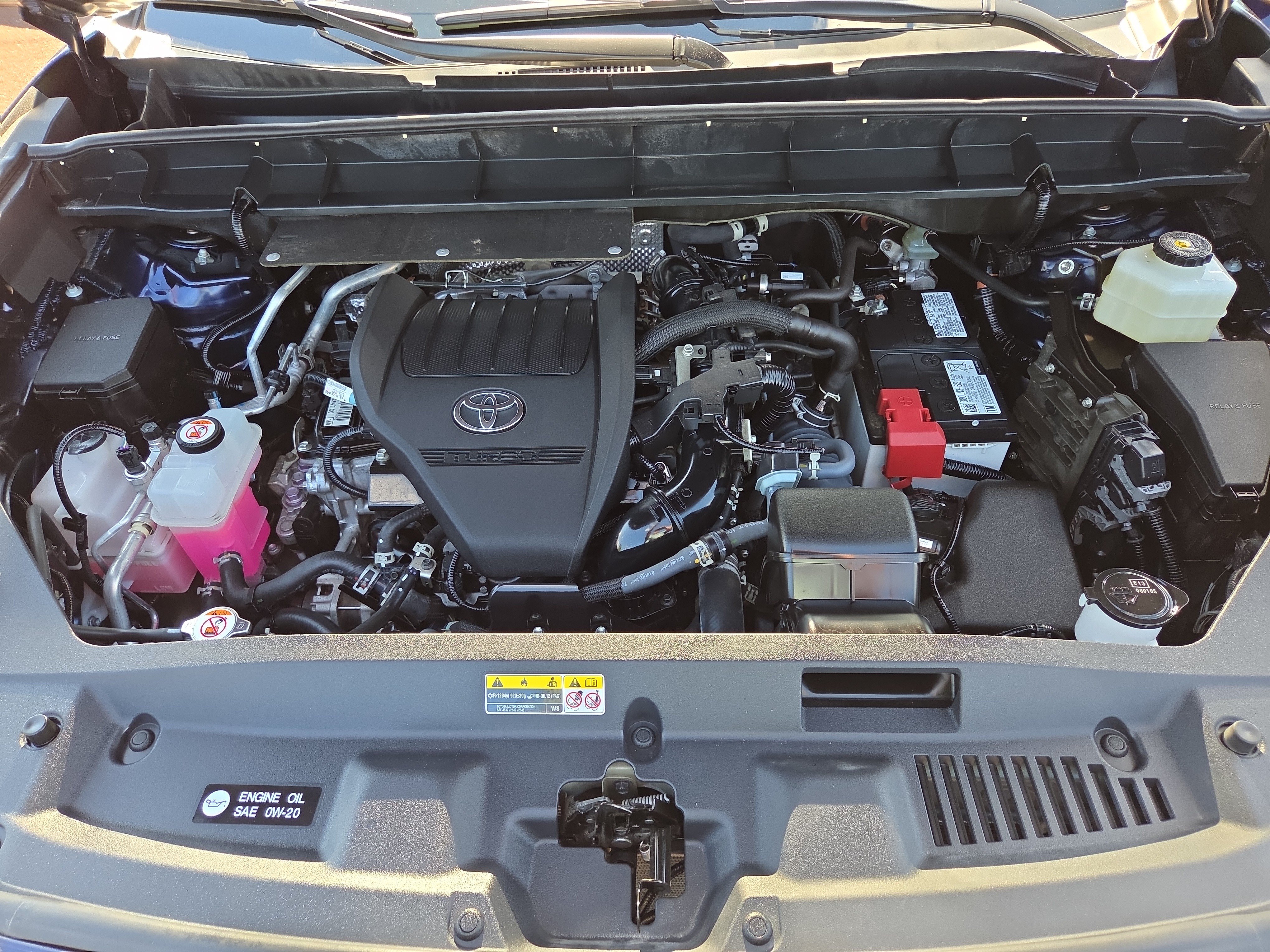 Used 2023 Toyota Highlander XLE AWD/4WD image 30
