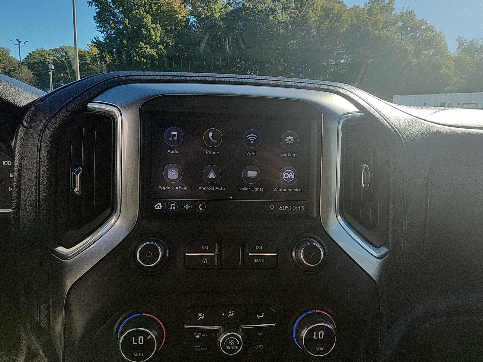 Used 2022 Chevrolet Silverado 1500 LT AWD/4WD image 17