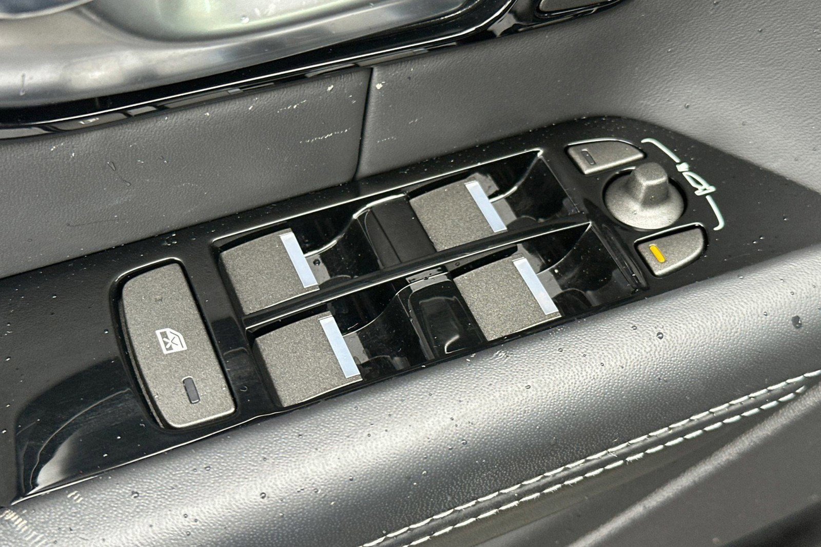 Used 2019 Land Rover Range Rover Evoque HSE Dynamic AWD/4WD image 20