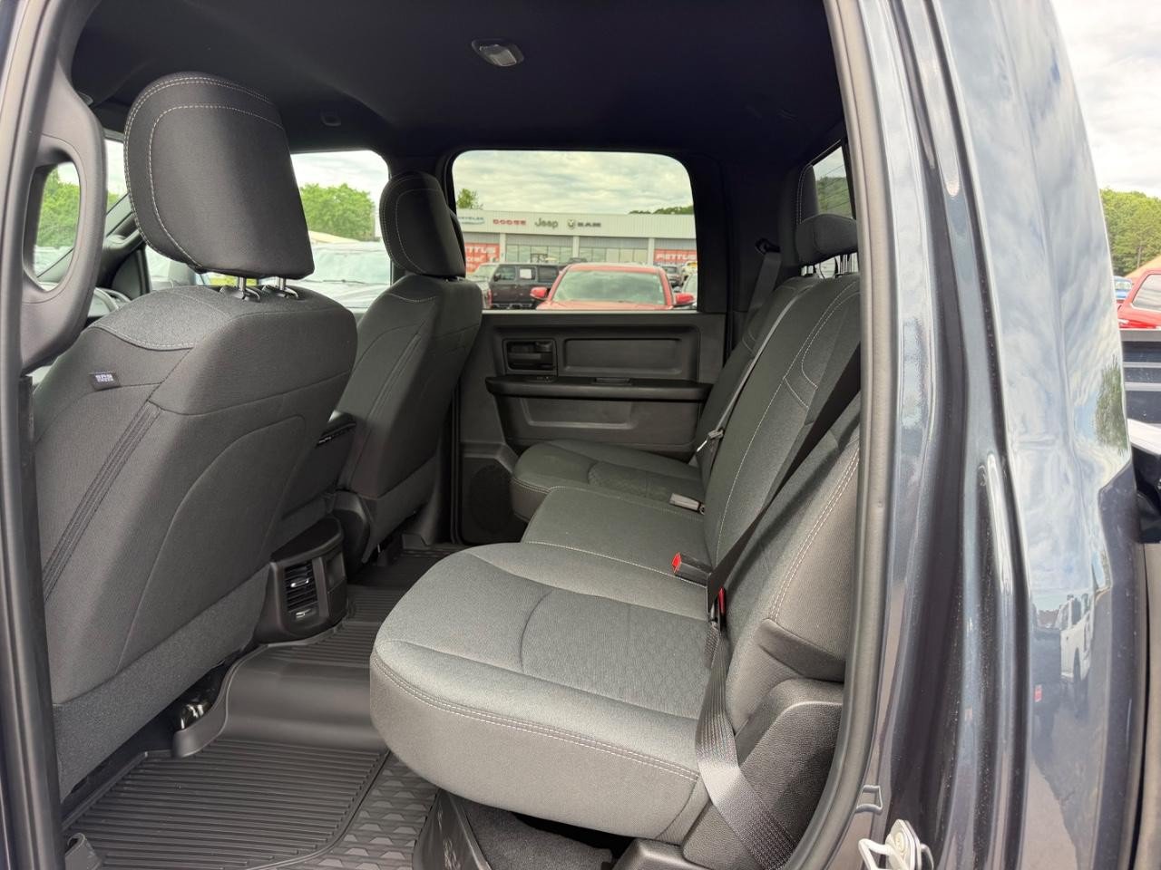 New 2026 RAM 2500 Warlock AWD/4WD image 9