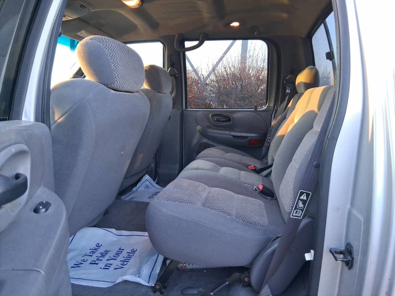 Used 2005 Chrysler Sebring Limited image 16