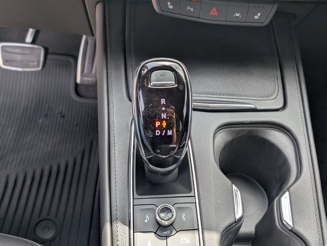 Used 2024 Cadillac XT4 Sport w/ Cold Weather Package AWD/4WD image 22