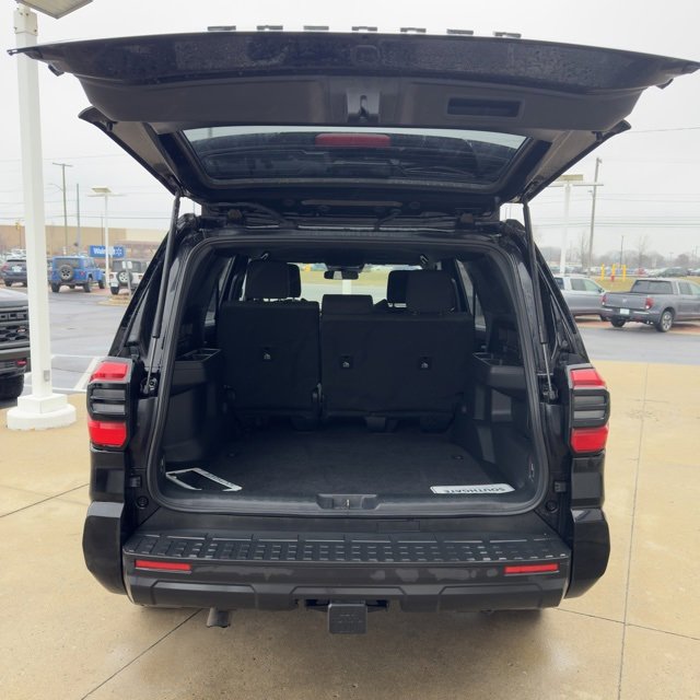 Used 2025 Toyota 4Runner SR5 image 12