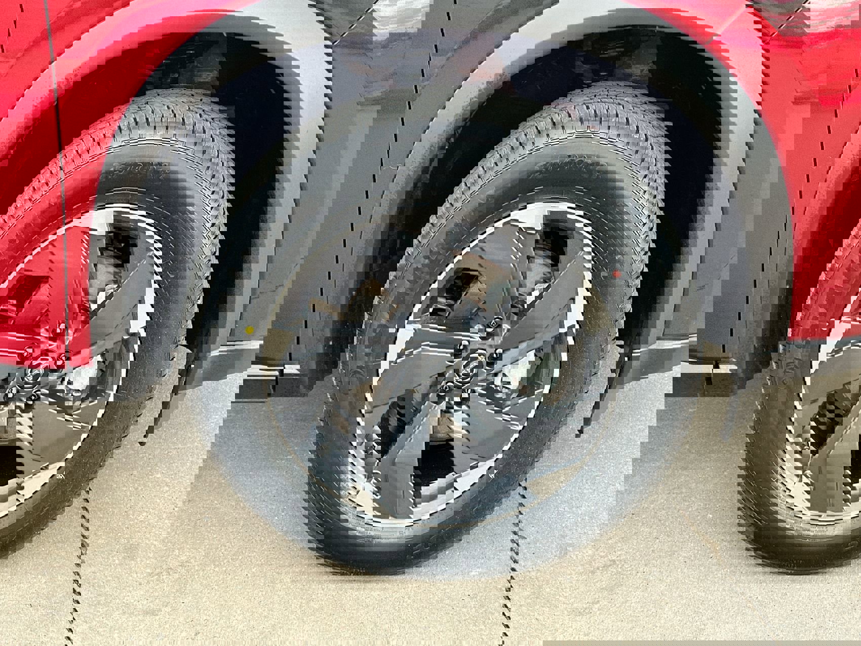 Used 2024 Nissan Rogue SV image 10