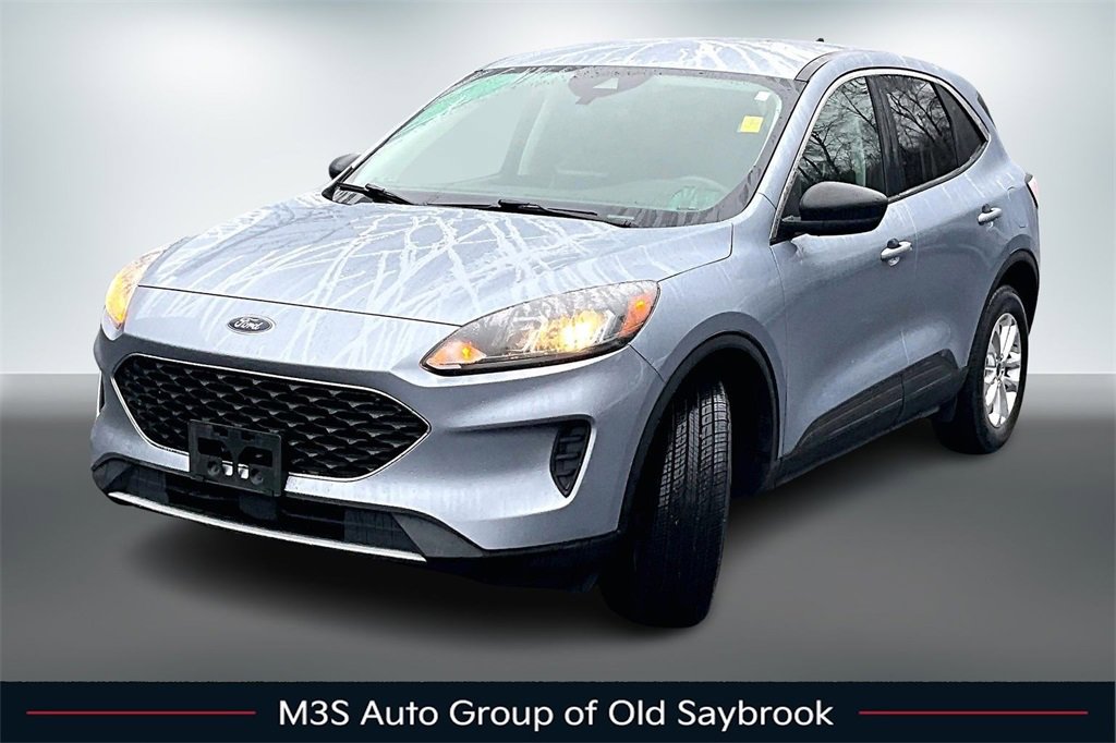 Used 2022 Ford Escape SE image 1