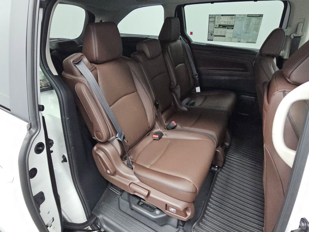 New 2026 Honda Odyssey Touring image 38
