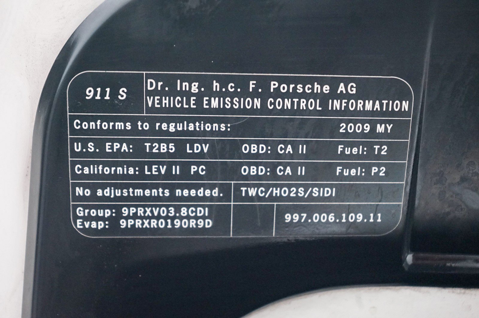 Used 2009 Porsche 911 Carrera S image 40