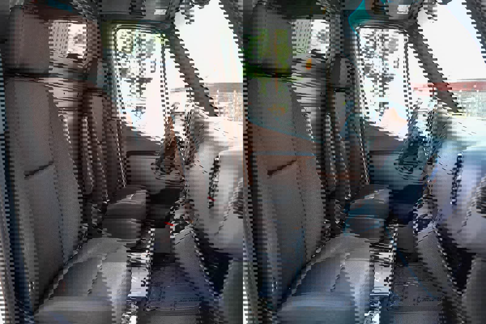 Used 2023 Mercedes-Benz Sprinter 2500 image 16