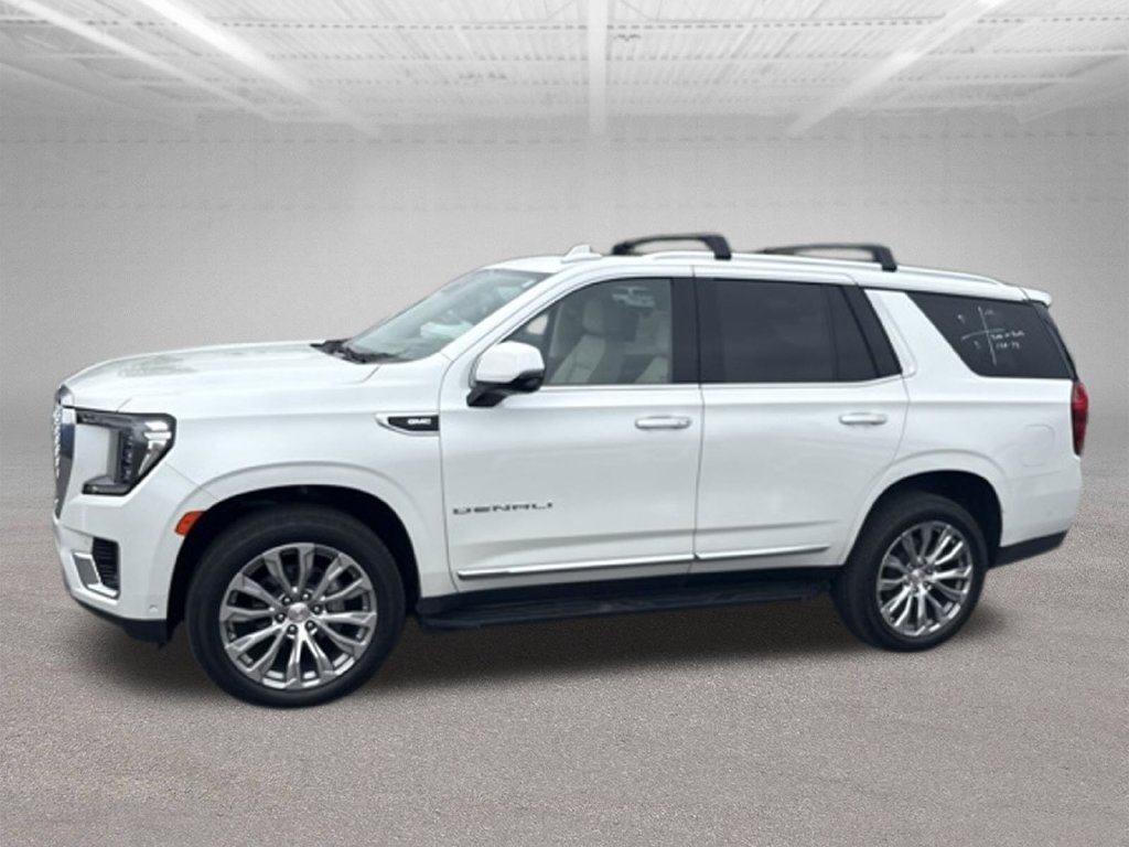 Used 2023 GMC Yukon Denali w/ Advanced Technology Package AWD/4WD image 4
