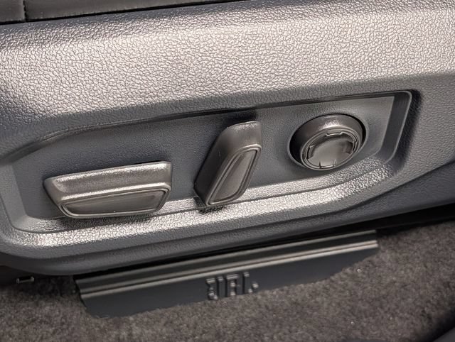 Used 2026 Toyota Tundra Platinum AWD/4WD image 15