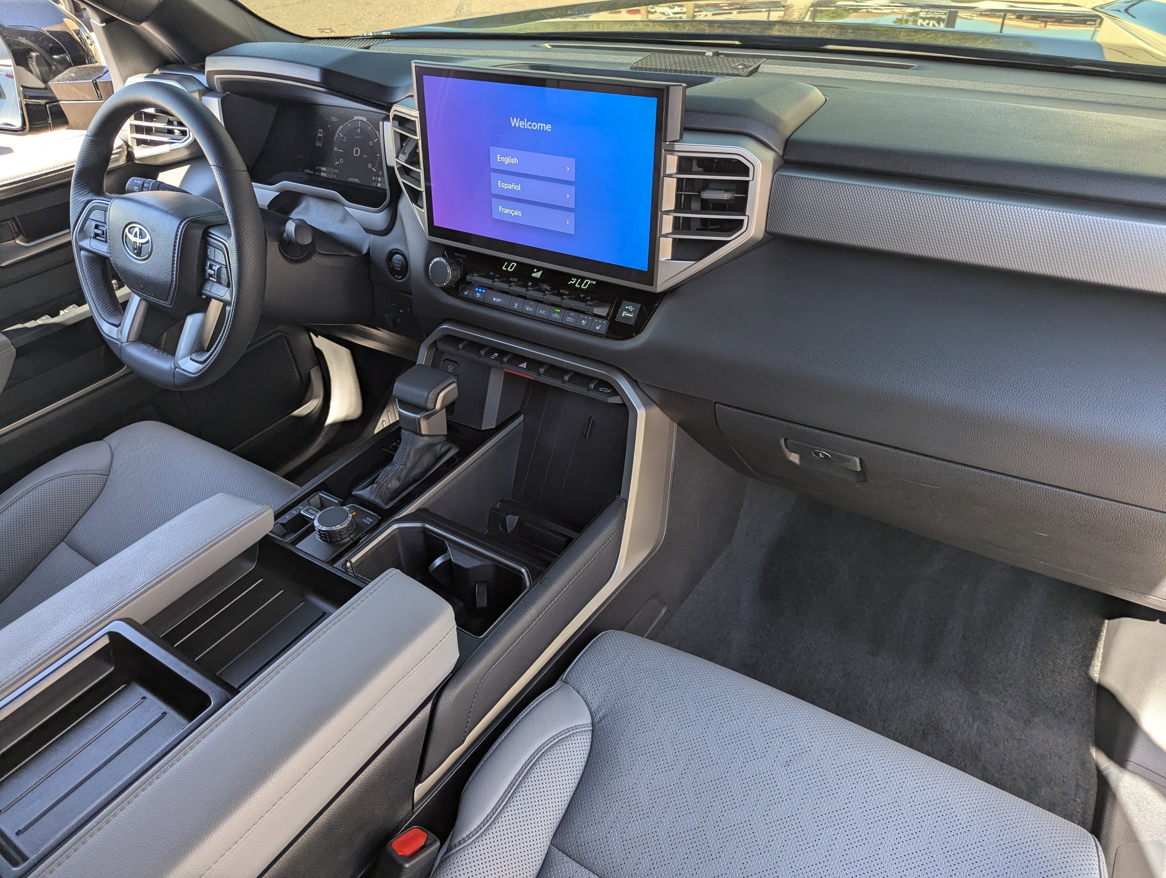 Used 2025 Toyota Tundra Limited image 11