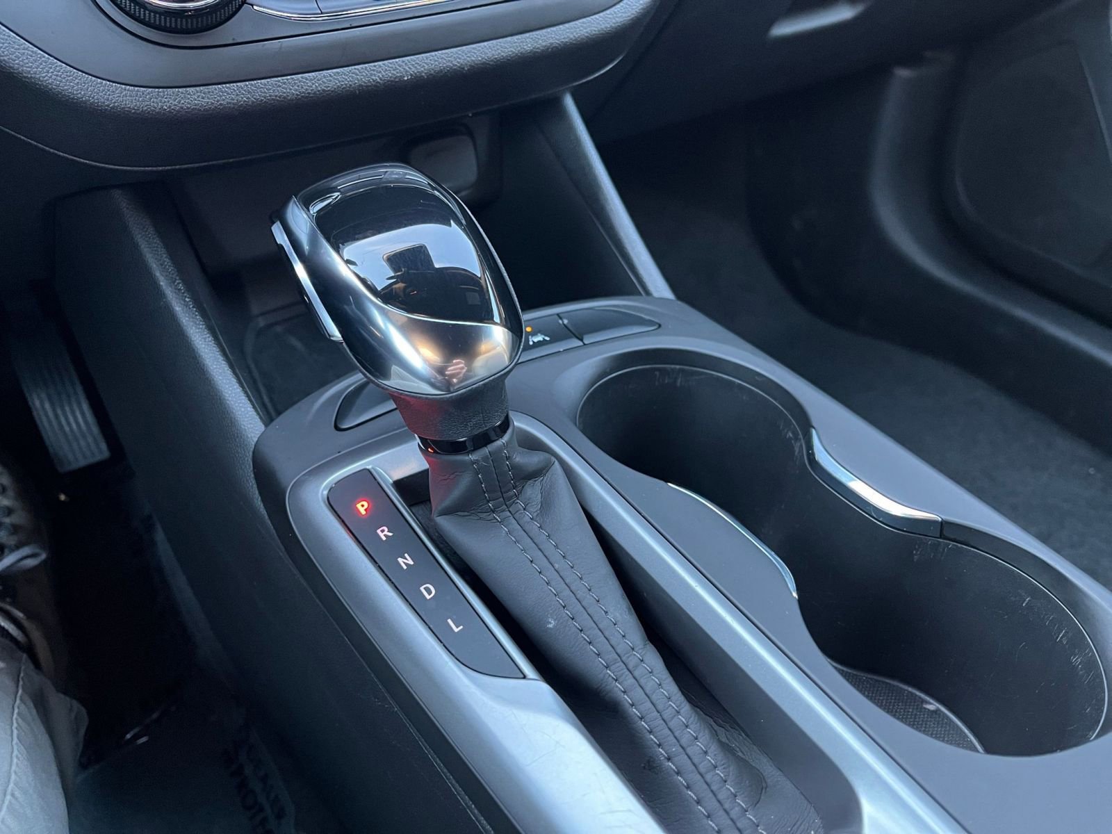 Used 2025 Buick Envista Preferred image 41