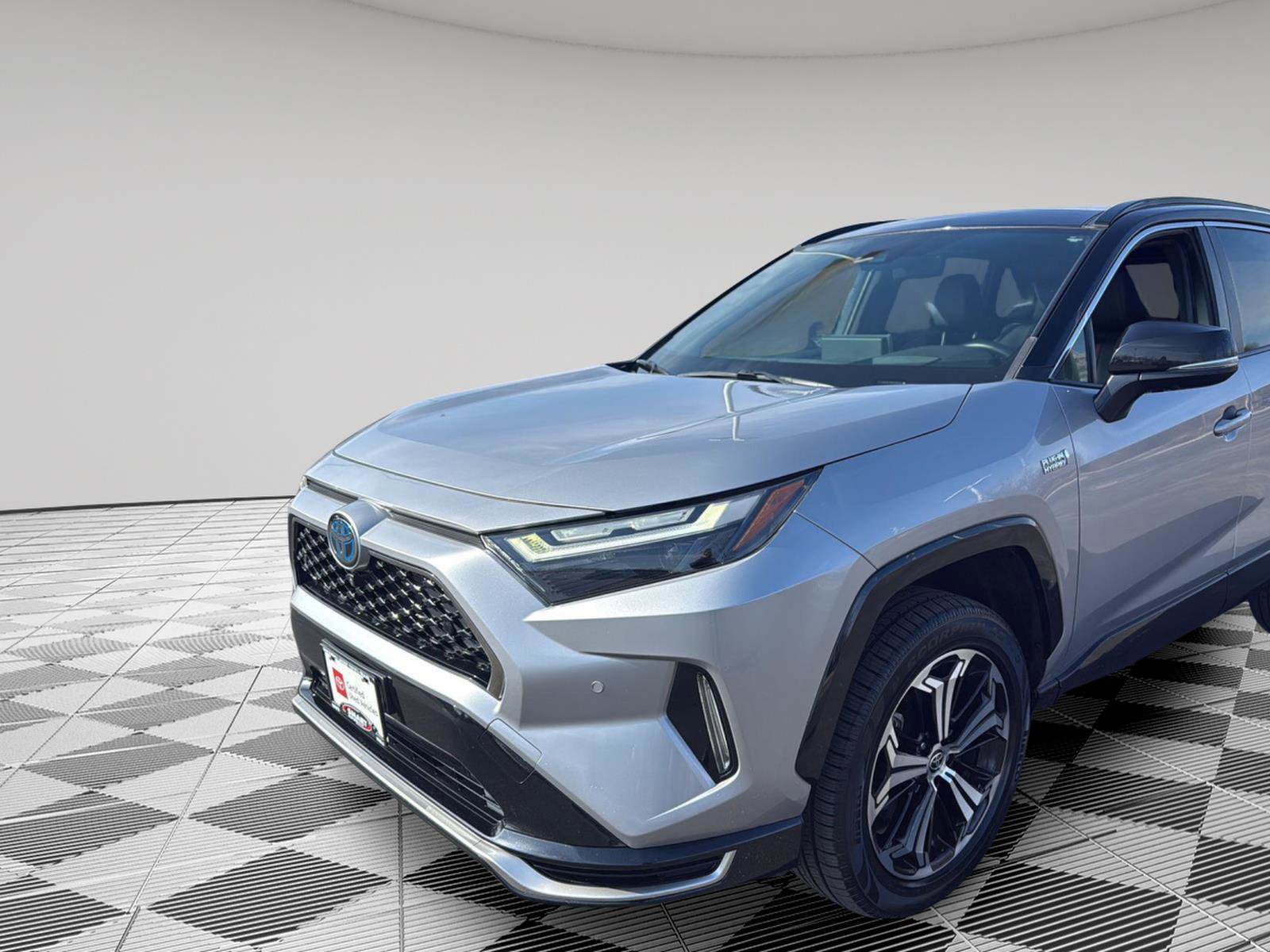 Used 2022 Toyota RAV4 XSE w/ Premium Package image 22