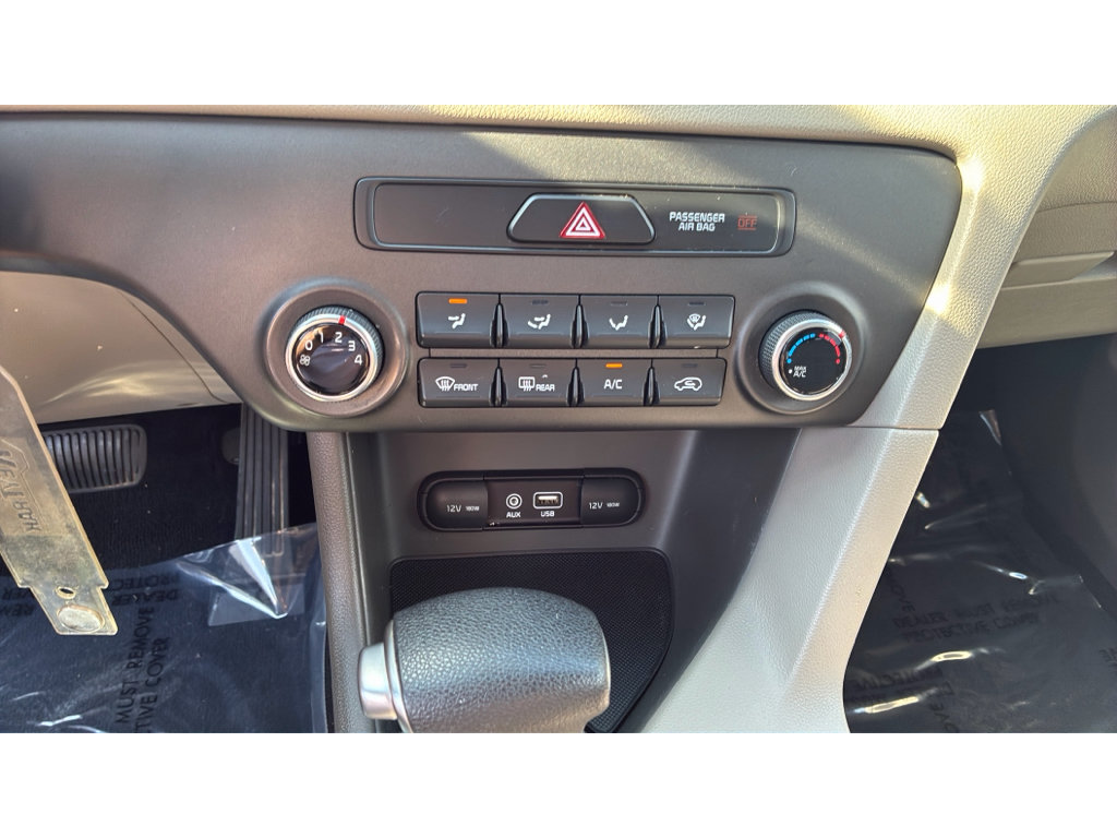 Used 2018 Kia Sportage LX FWD image 16