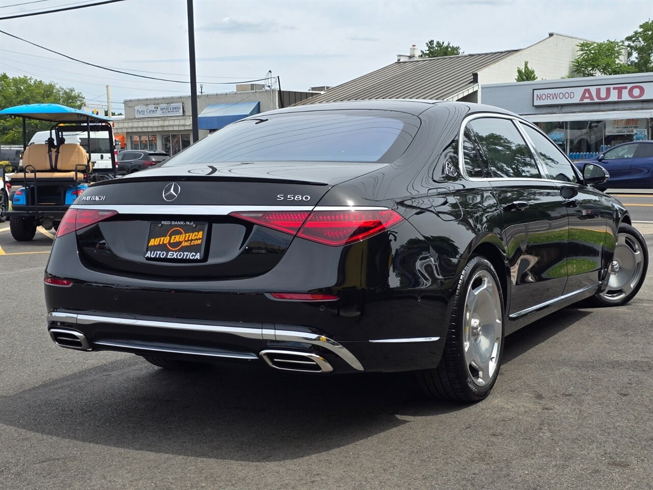 Used 2022 Mercedes-Benz Maybach S 580 4MATIC image 2